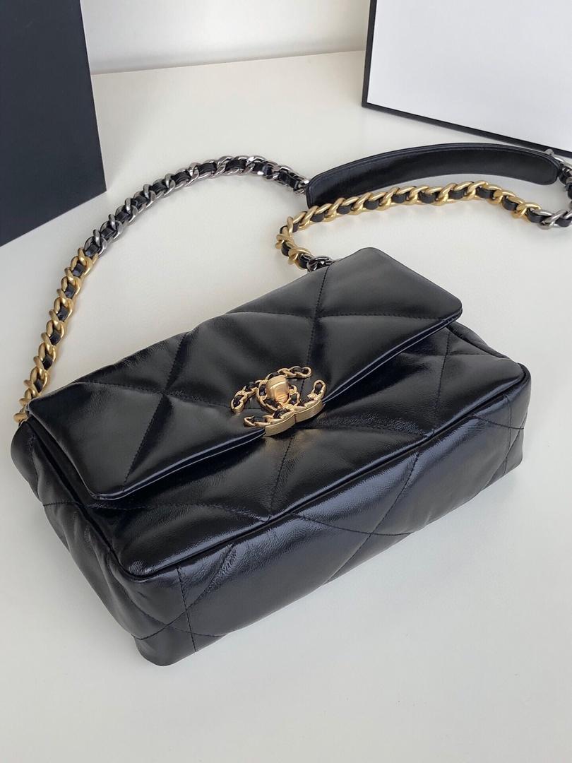 Chanel 19 Large Flap Bag Black product image 4, provided for visual reference and product detail review