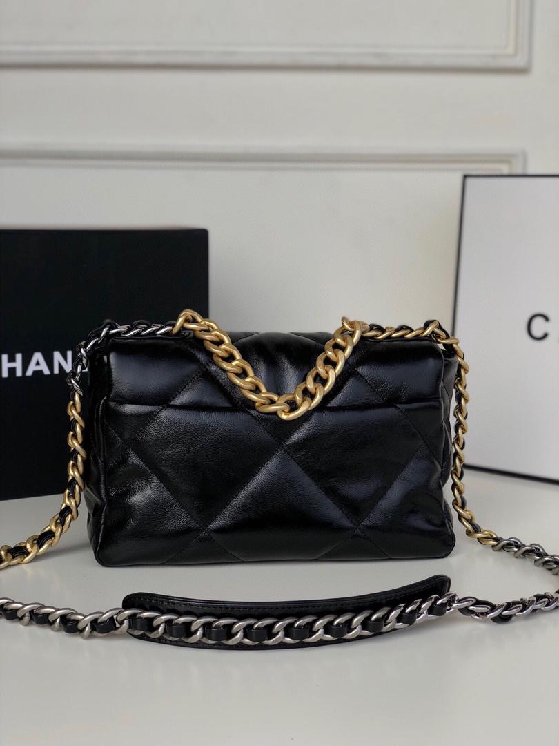 Chanel 19 Large Flap Bag Black product image 5, provided for visual reference and product detail review