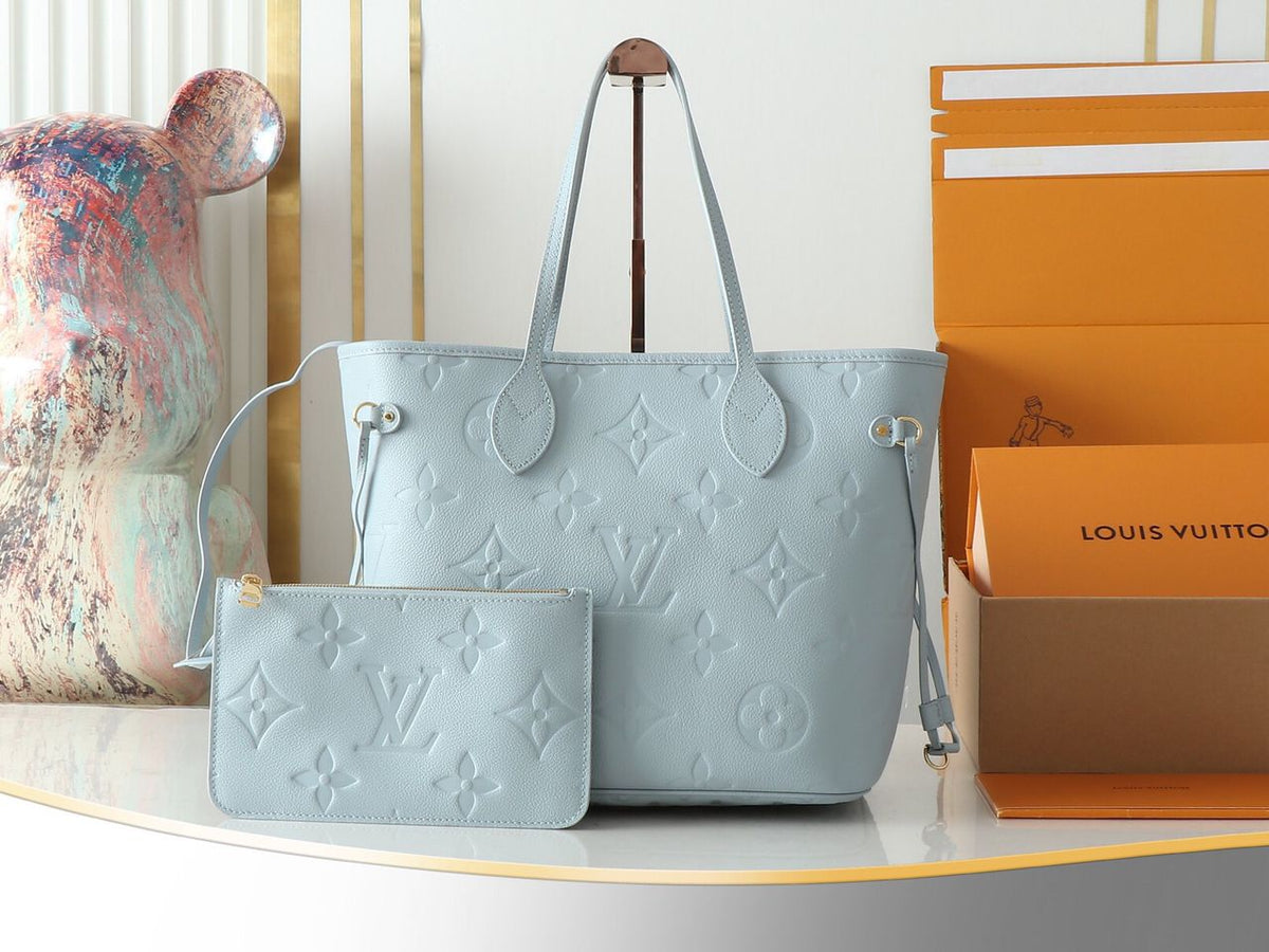 Louis Vuitton Neverfull MM Blue Hour Tote Bag product image 11, provided for visual reference and product detail review