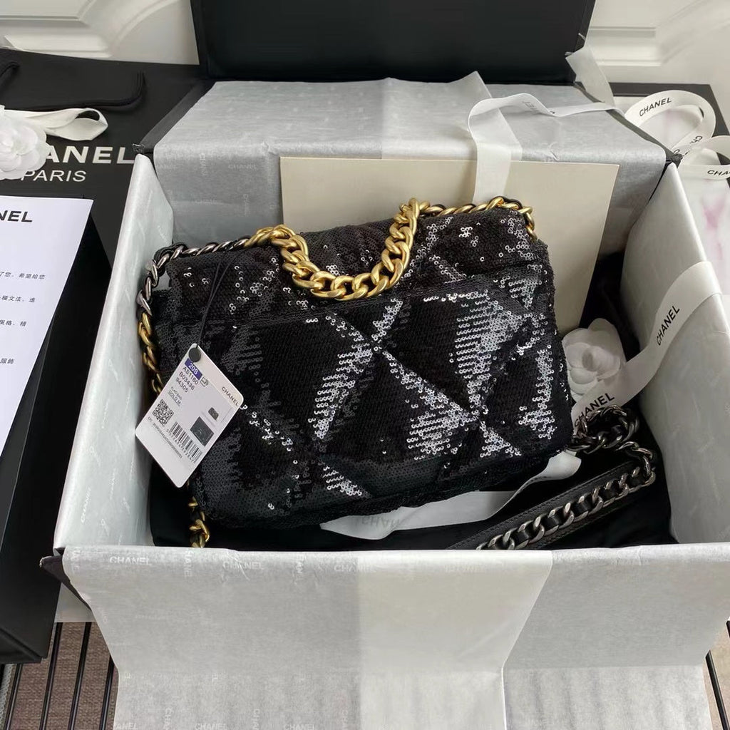 Chanel Sequin 19 Flap Bag Black product image 2, provided for visual reference and product detail review