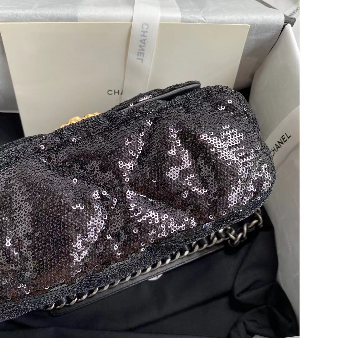 Chanel Sequin 19 Flap Bag Black product image 6, provided for visual reference and product detail review