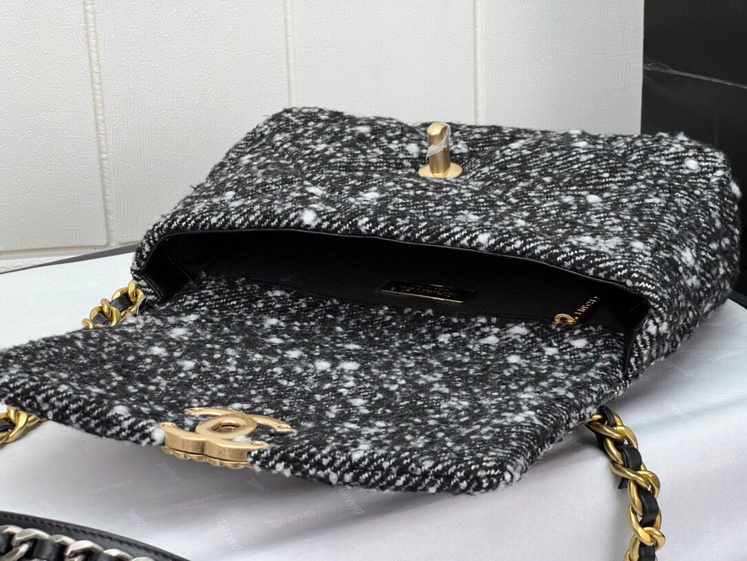 Chanel 19 Small Black and White Orea Tweed Handbag product image 6, provided for visual reference and product detail review