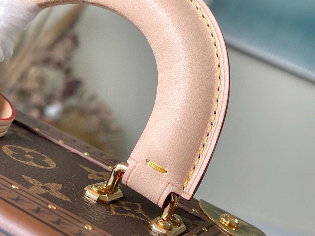 Louis Vuitton Monogram Box Bag product image 3, provided for visual reference and product detail review