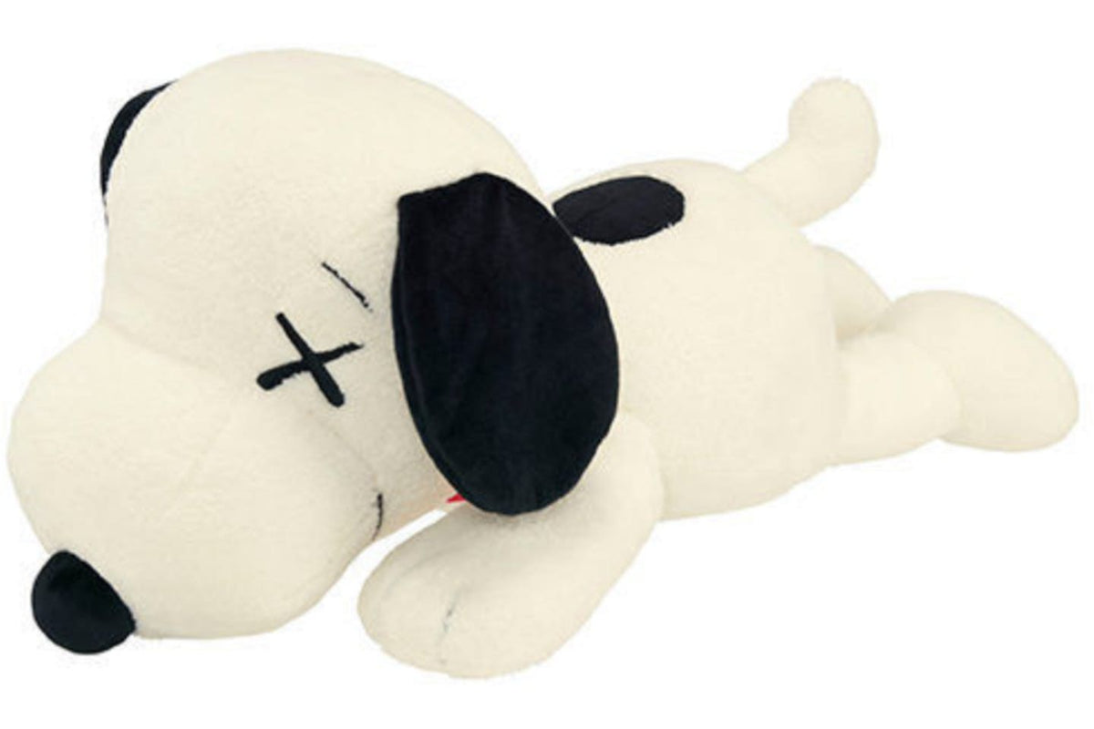 KAWS x Uniqlo x Peanuts Snoopy Medium Plush - White product image 1, provided for visual reference and product detail review
