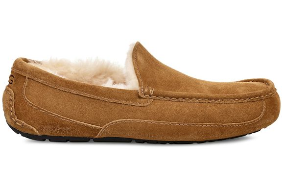 UGG Ascot Slipper - Chestnut product image 1, provided for visual reference and product detail review
