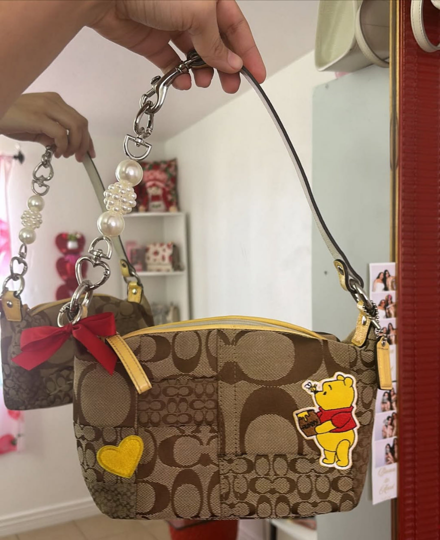 Vintage Coach x Winnie Purse product image 2, provided for visual reference and product detail review