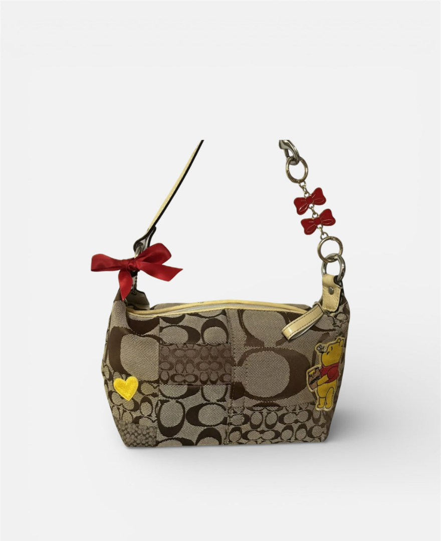 Vintage Coach x Winnie Purse product image 1, provided for visual reference and product detail review