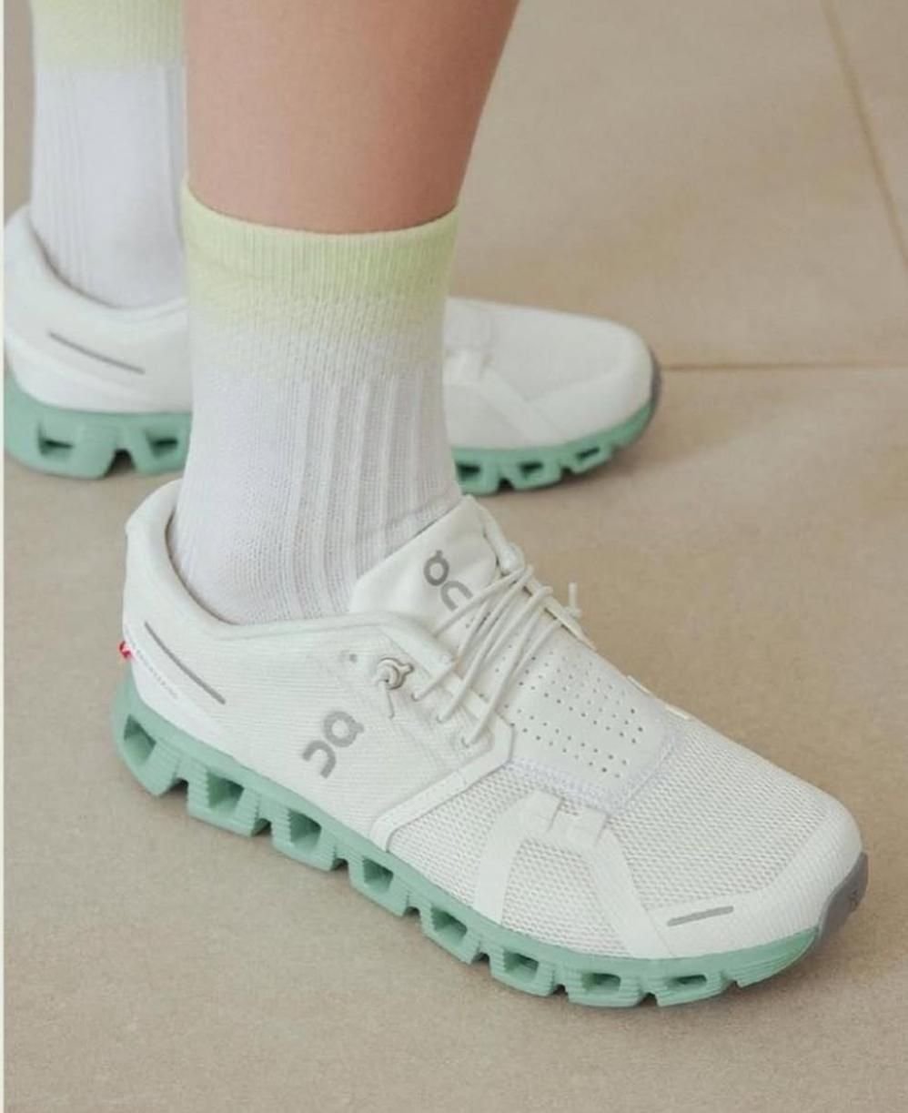 On Cloud 5 Undyed White Creek Lifestyle Sneakers product image 2, provided for visual reference and product detail review