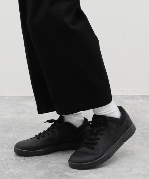 On The Roger Advantage Black Lifestyle Sneakers product image 3, provided for visual reference and product detail review