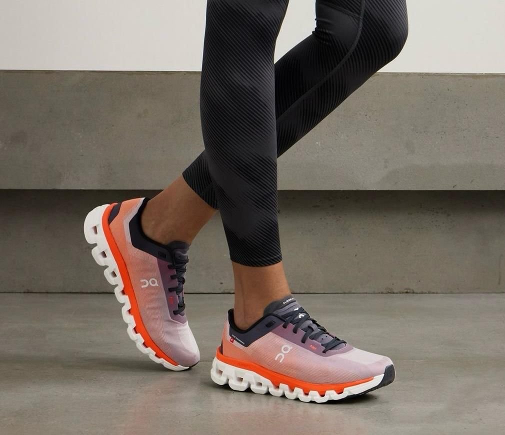 On Cloudflow 4 Quartz Flame Running Shoes product image 2, provided for visual reference and product detail review