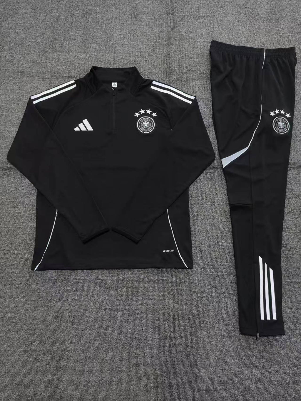 Kids Germany Training Tracksuits 2025-26 Football Kit product image 2