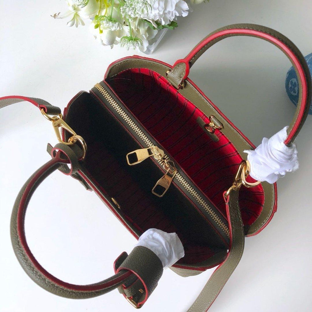 Louis Vuitton Montaigne MM Handbag product image 5, provided for visual reference and product detail review