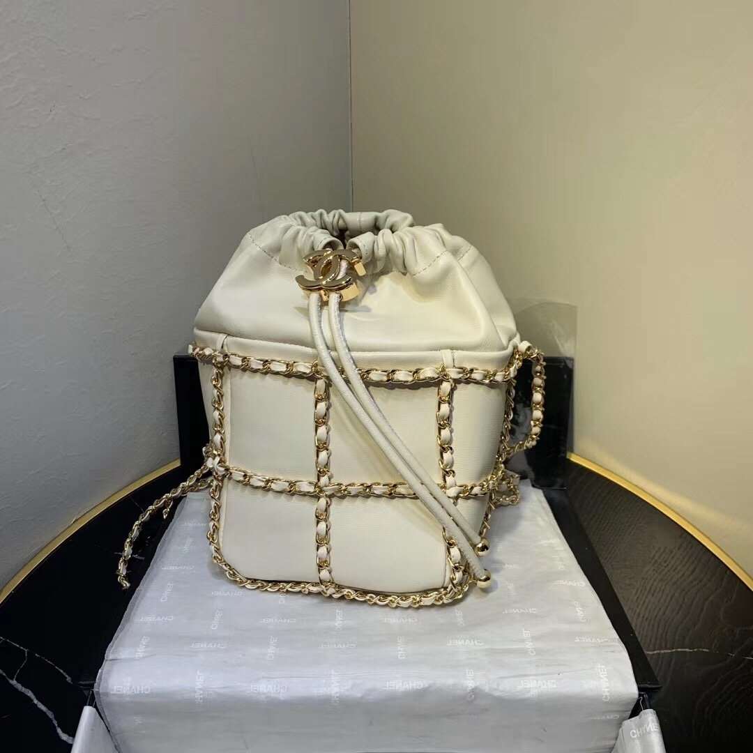 Chanel Drawstring Bag Beige product image 1, provided for visual reference and product detail review