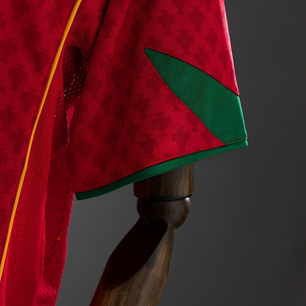 Portugal Jersey 2004 Home Retro Football Kit product image 3