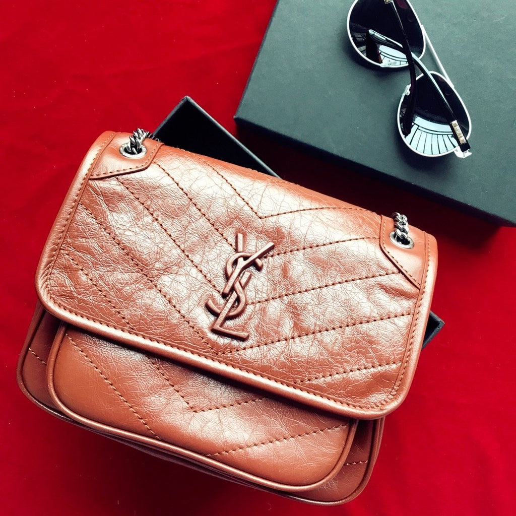 YSL Niki Medium Bag product image 2, provided for visual reference and product detail review