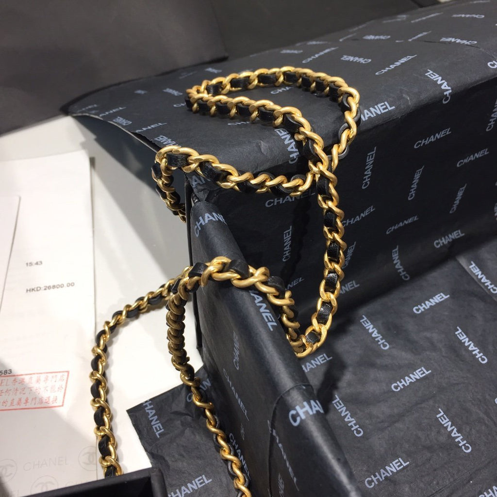 Chanel Pearl Round Clutch with Chain - Black product image 8, provided for visual reference and product detail review