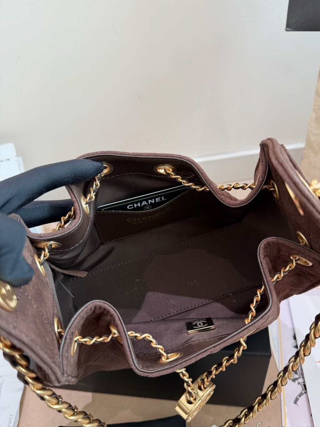 Serenityll 2001112 Chanel Bag product image 5, provided for visual reference and product detail review