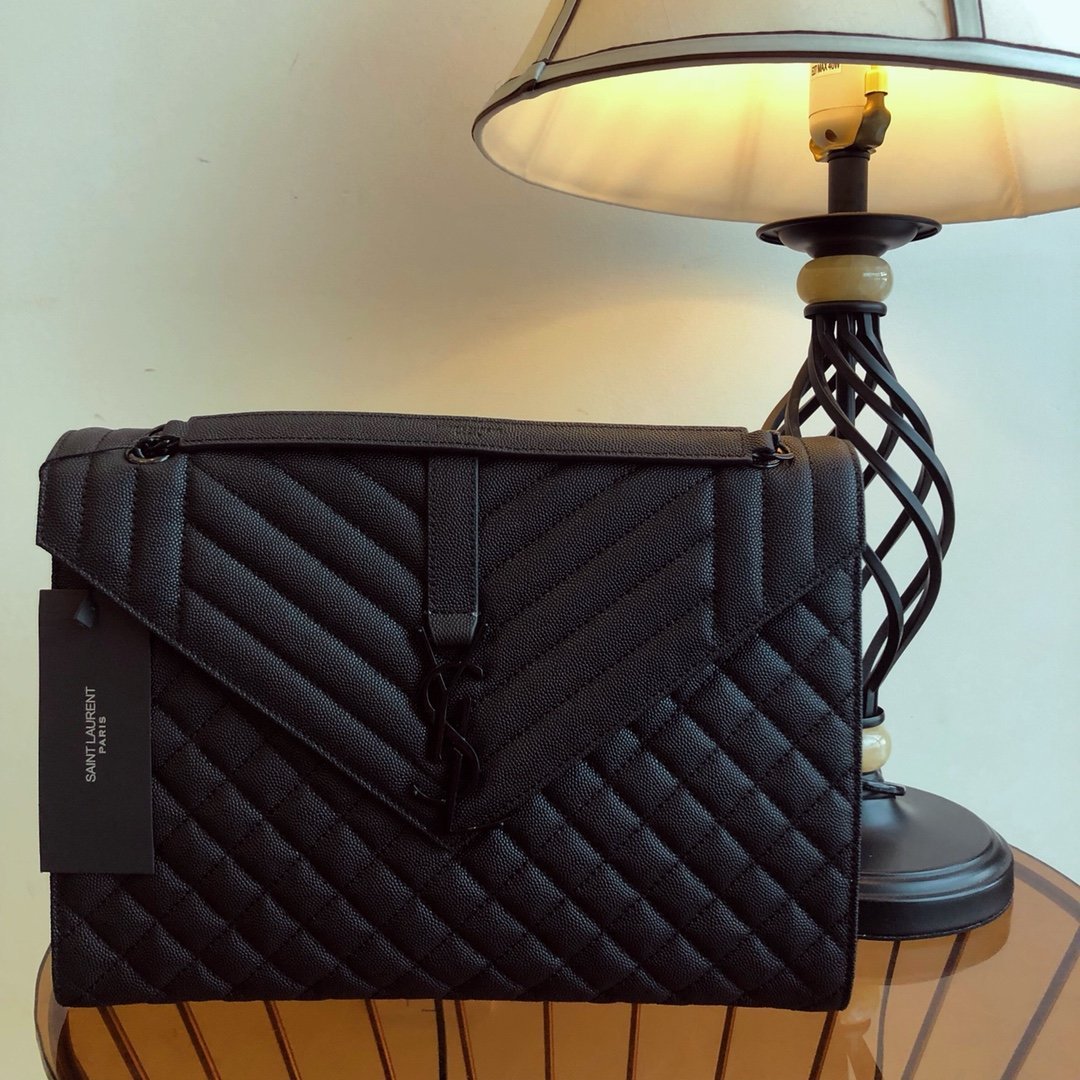 YSL Envelope Small Bag product image 1, provided for visual reference and product detail review