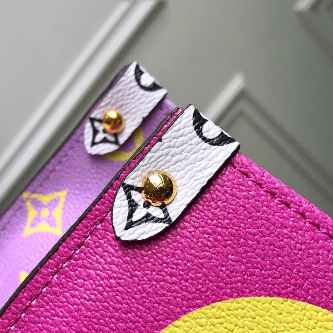 Louis Vuitton On the Go GM Tote Bag product image 7, provided for visual reference and product detail review