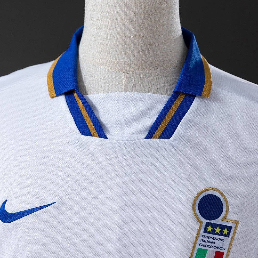 Italy Jersey 1996 Away Retro Football Kit product image 6
