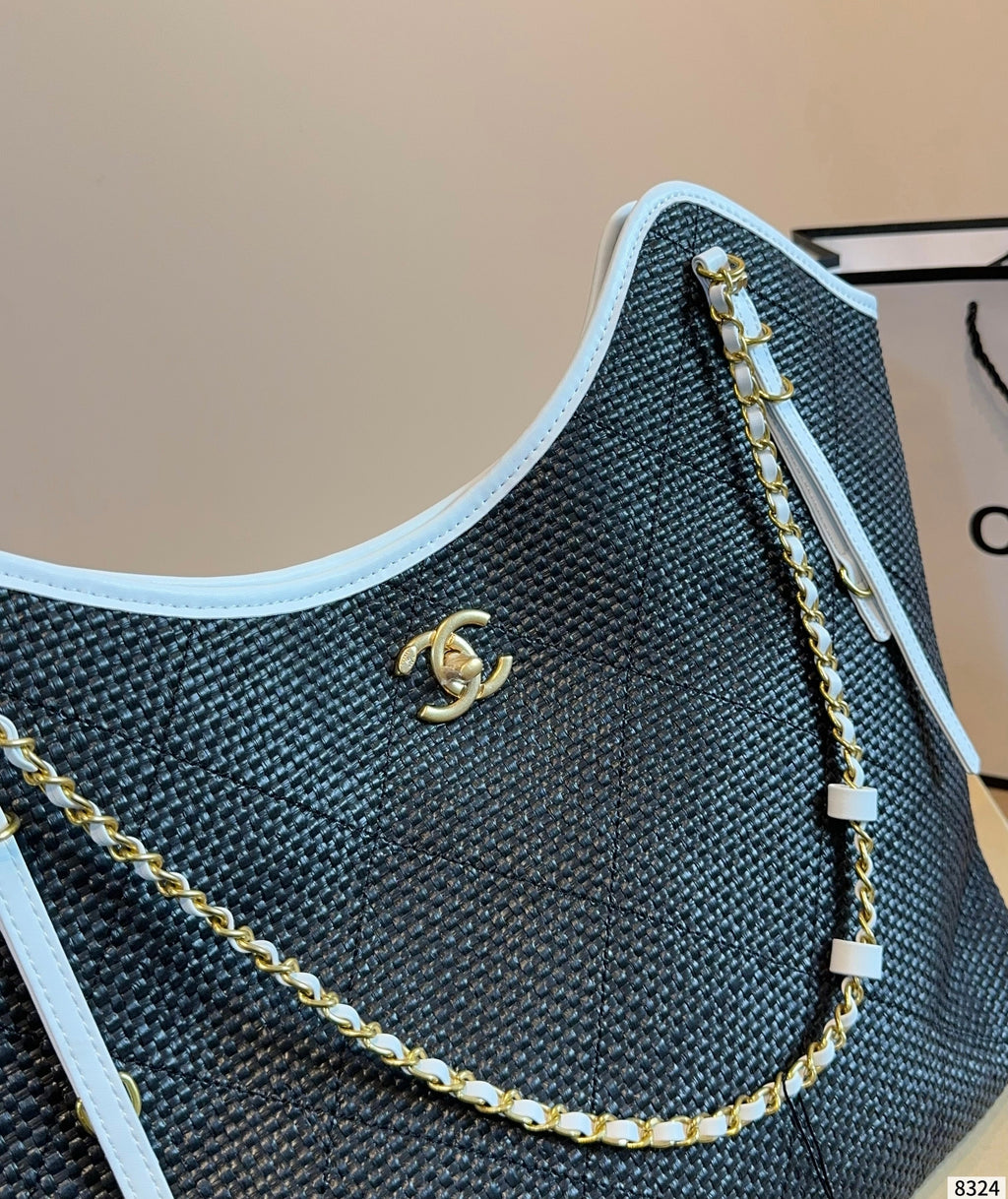 Serenityll 2001110 Chanel Bag product image 5, provided for visual reference and product detail review