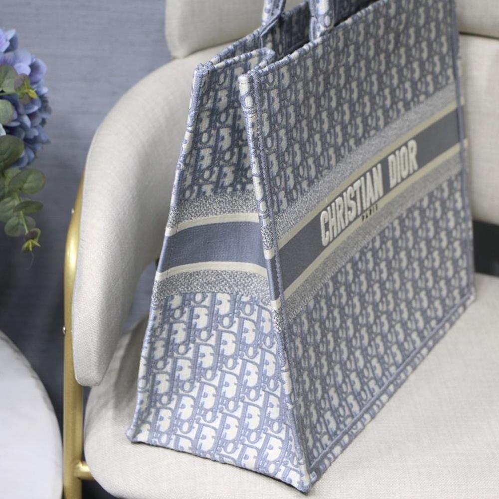 Dior Book Tote product image 5, provided for visual reference and product detail review