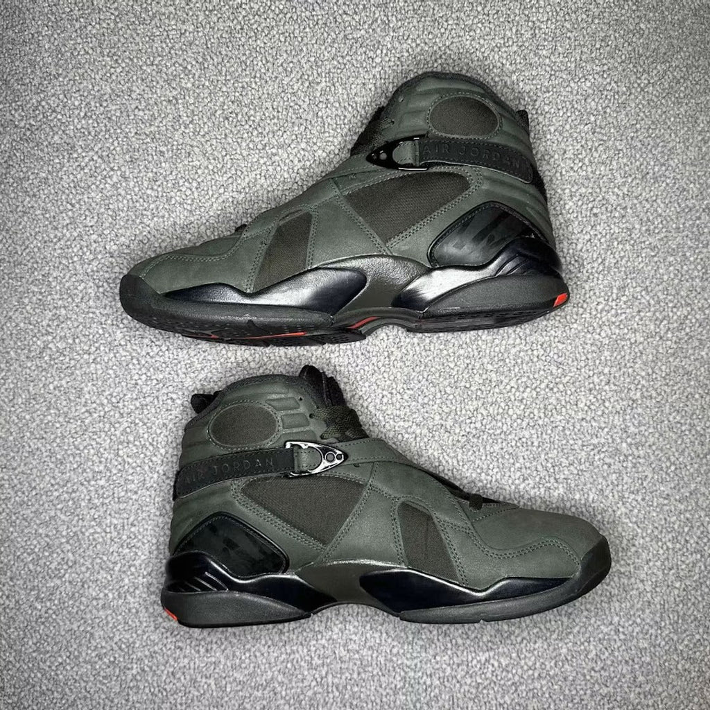 Air Jordan 8 Retro Take Flight Undefeated product image 4, provided for visual reference and product detail review