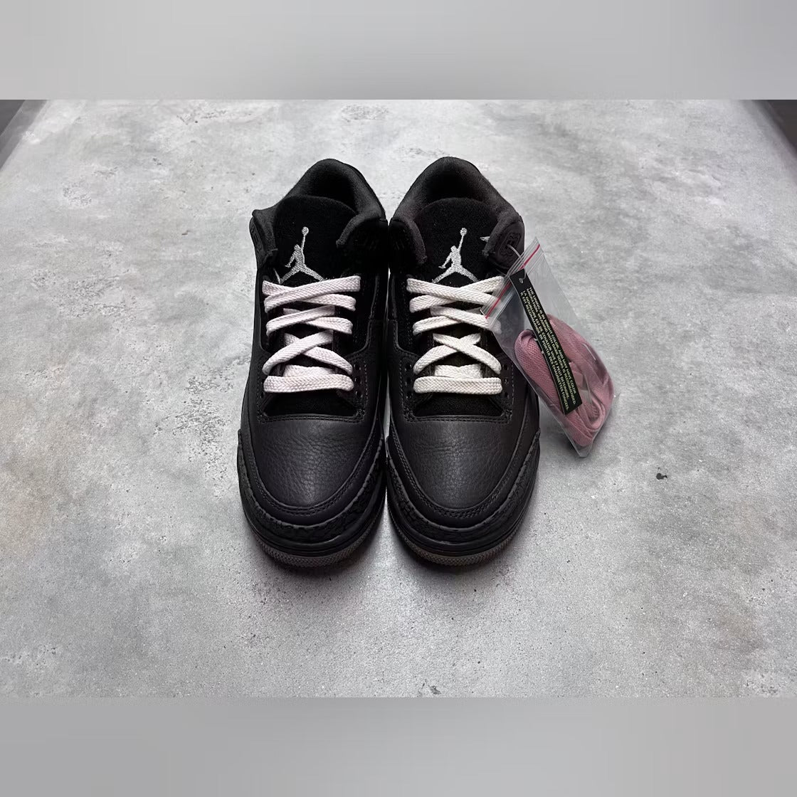 Air Jordan 3 Retro Fireside (Women) product image 4, provided for visual reference and product detail review