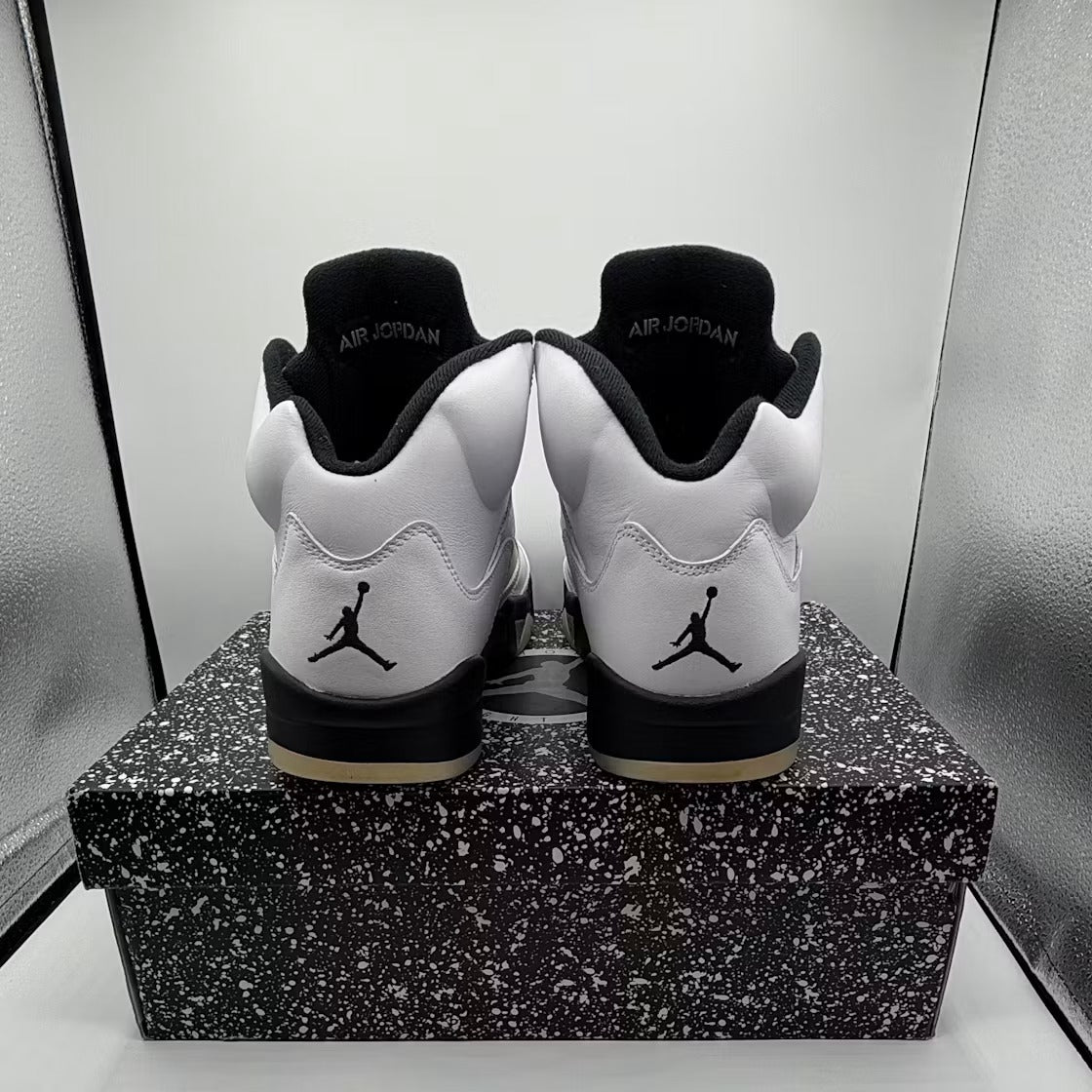 Air Jordan 5 Retro Reverse Metallic product image 4, provided for visual reference and product detail review