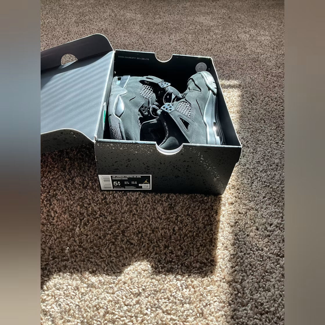 Air Jordan 4 Retro Black Cat (2025) (GS) product image 6, provided for visual reference and product detail review