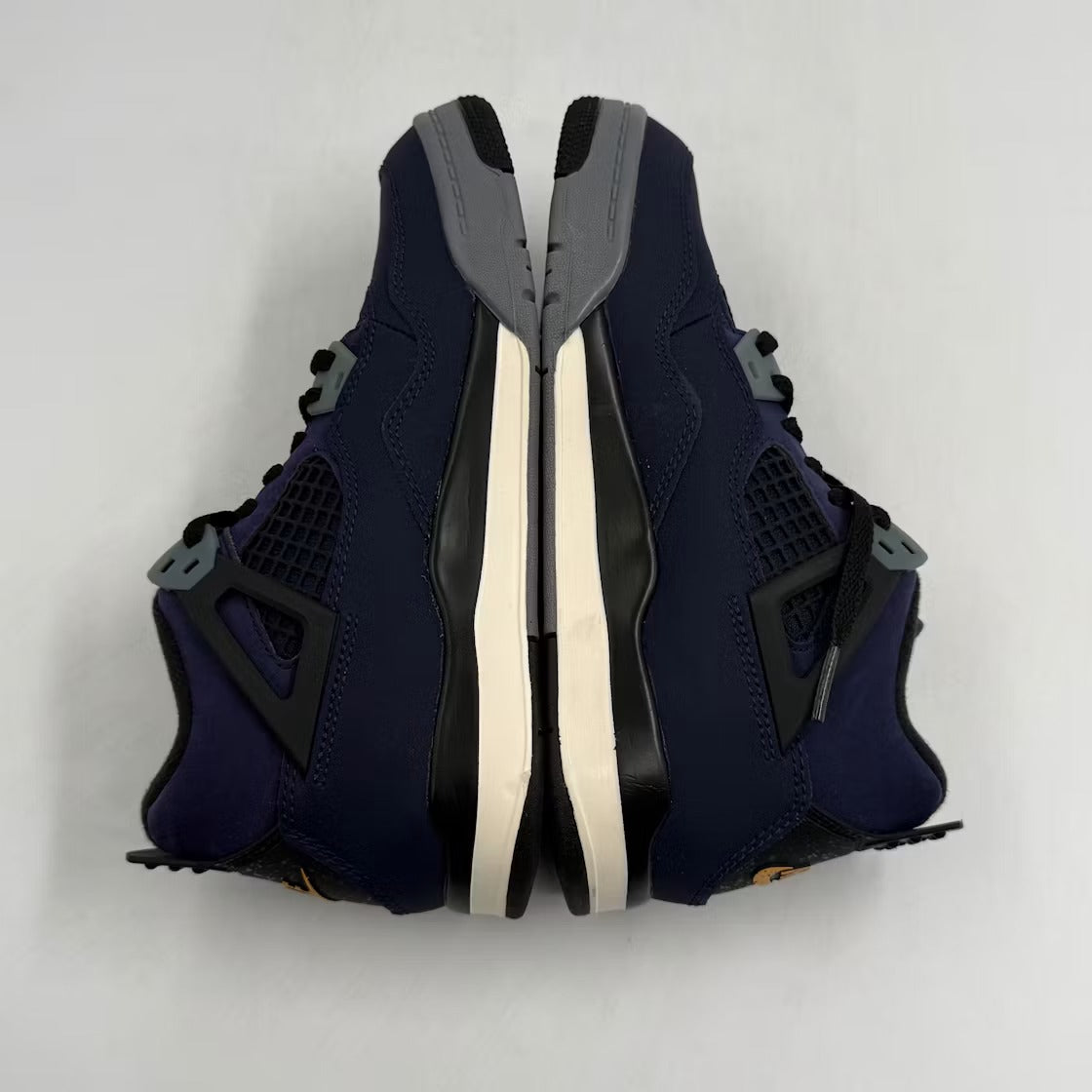 Air Jordan 4 Retro Lakers (PS) product image 4, provided for visual reference and product detail review