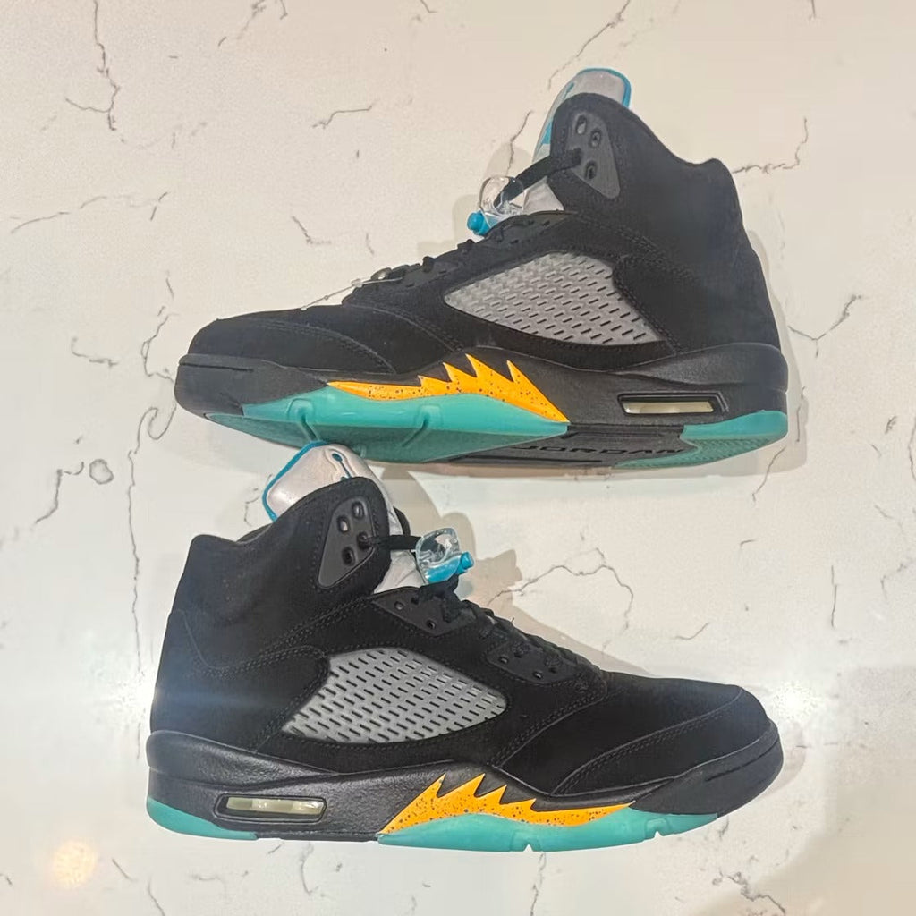 Air Jordan 5 Retro Aqua product image 2, provided for visual reference and product detail review