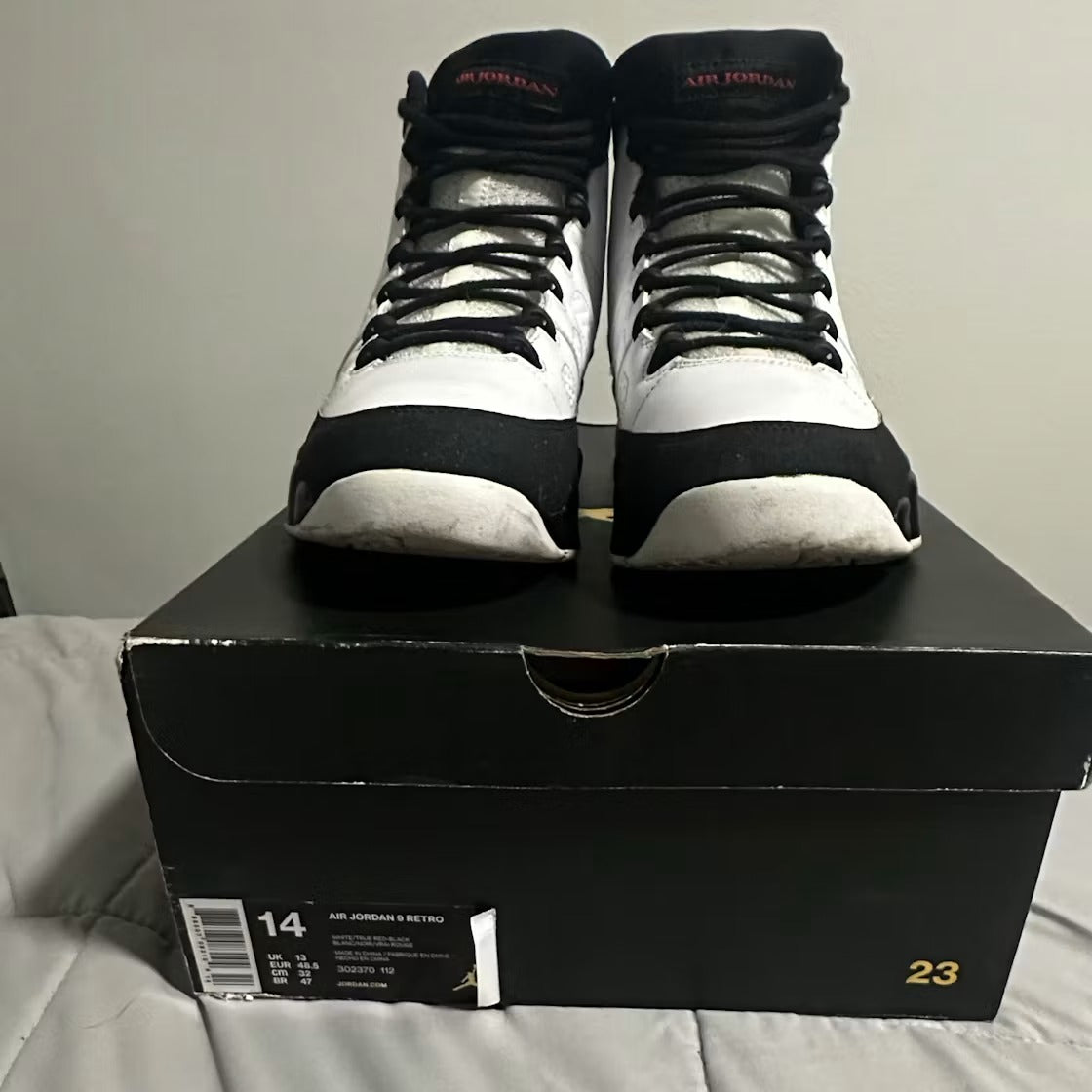Air Jordan 9 Retro OG (2016) product image 2, provided for visual reference and product detail review