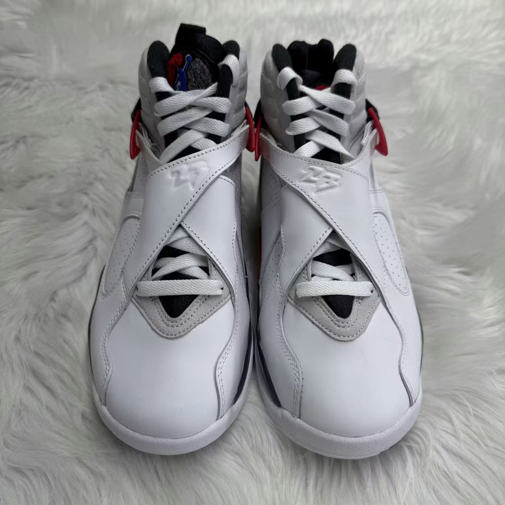 Air Jordan 8 Retro White True Red (2025) (GS) product image 2, provided for visual reference and product detail review