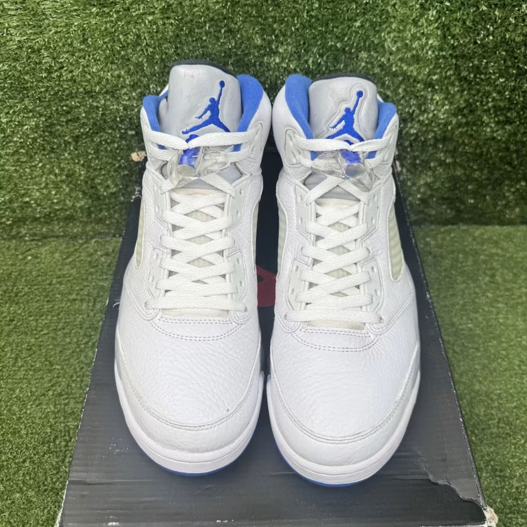 Air Jordan 5 Retro White Stealth (2021) product image 3, provided for visual reference and product detail review