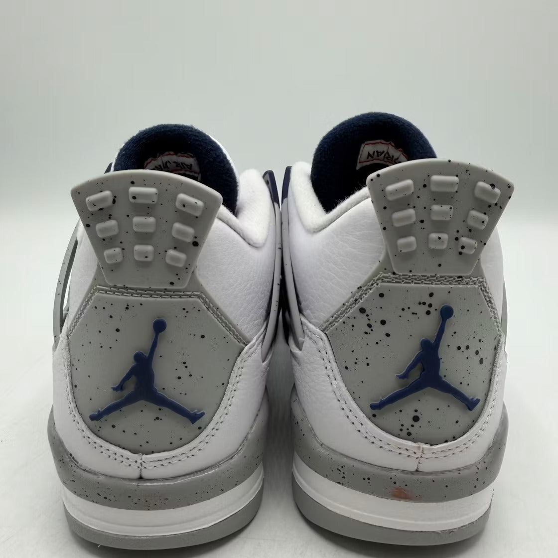 Air Jordan 4 Retro Midnight Navy (GS) product image 4, provided for visual reference and product detail review