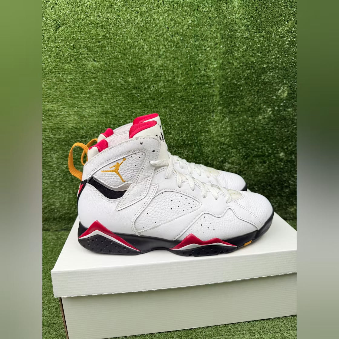 Air Jordan 7 Retro Cardinal (2022) product image 4, provided for visual reference and product detail review