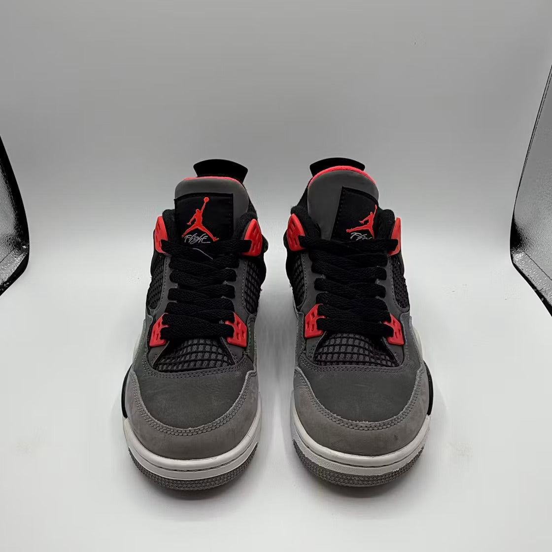 Air Jordan 4 Retro Infrared (GS) product image 3, provided for visual reference and product detail review