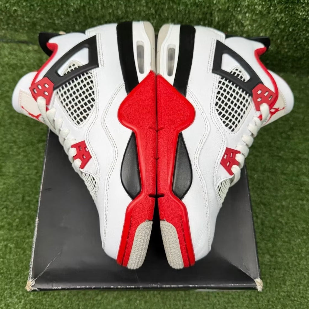 Air Jordan 4 Retro Fire Red (2020) (GS) product image 5, provided for visual reference and product detail review
