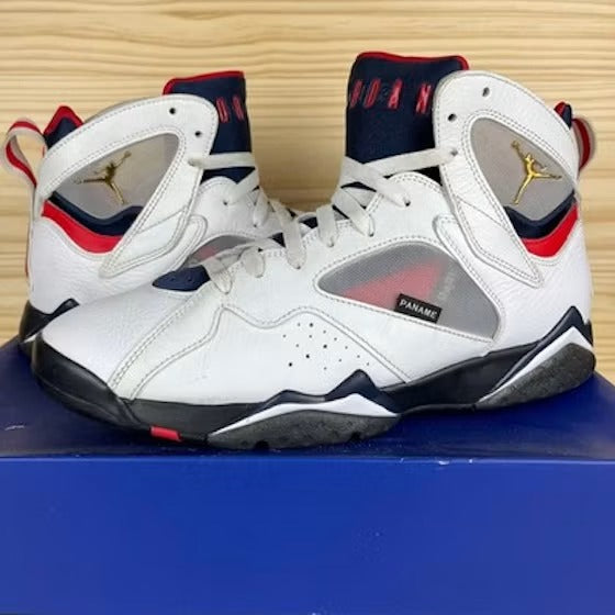 Air Jordan 7 Retro BCFC Paris Saint-Germain PSG (2021) product image 6, provided for visual reference and product detail
