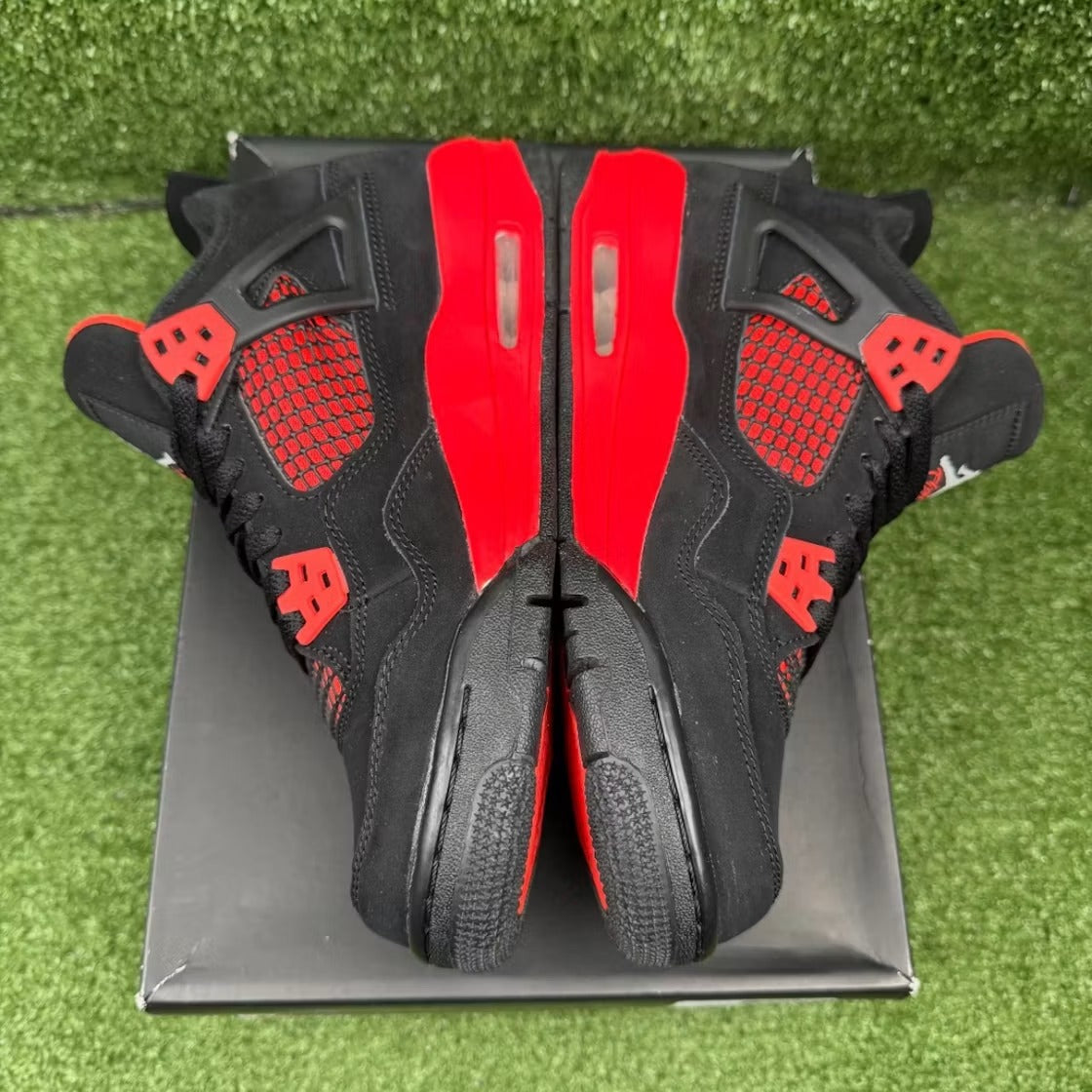 Air Jordan 4 Retro Red Thunder (GS) product image 4, provided for visual reference and product detail review