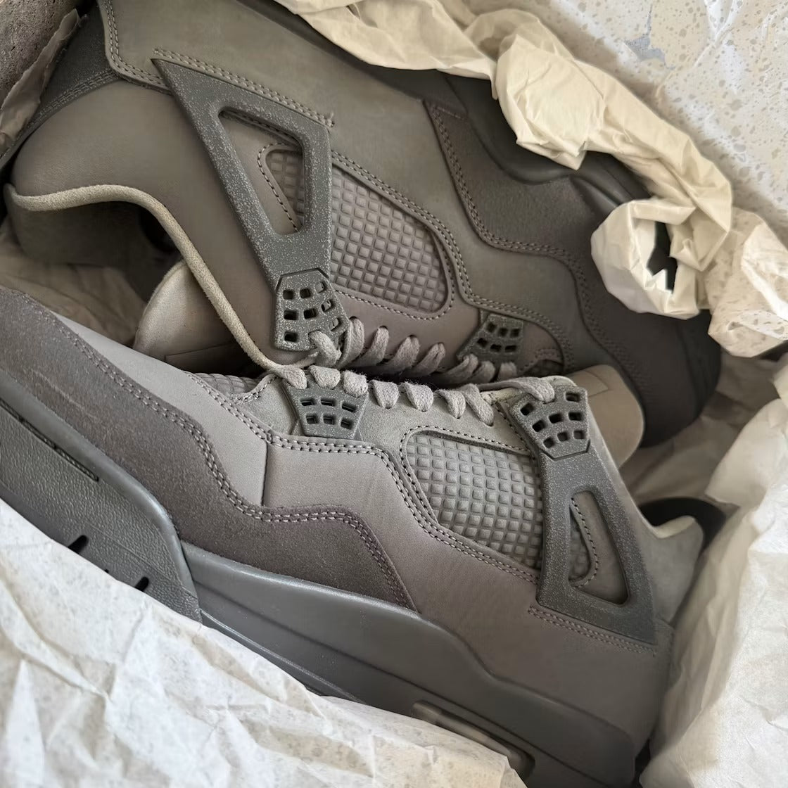 Air Jordan 4 Retro SE Paris Olympics Wet Cement product image 2, provided for visual reference and product detail review