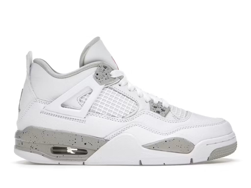 Air Jordan 4 Retro White Oreo (2021) (GS) product image 1, provided for visual reference and product detail review