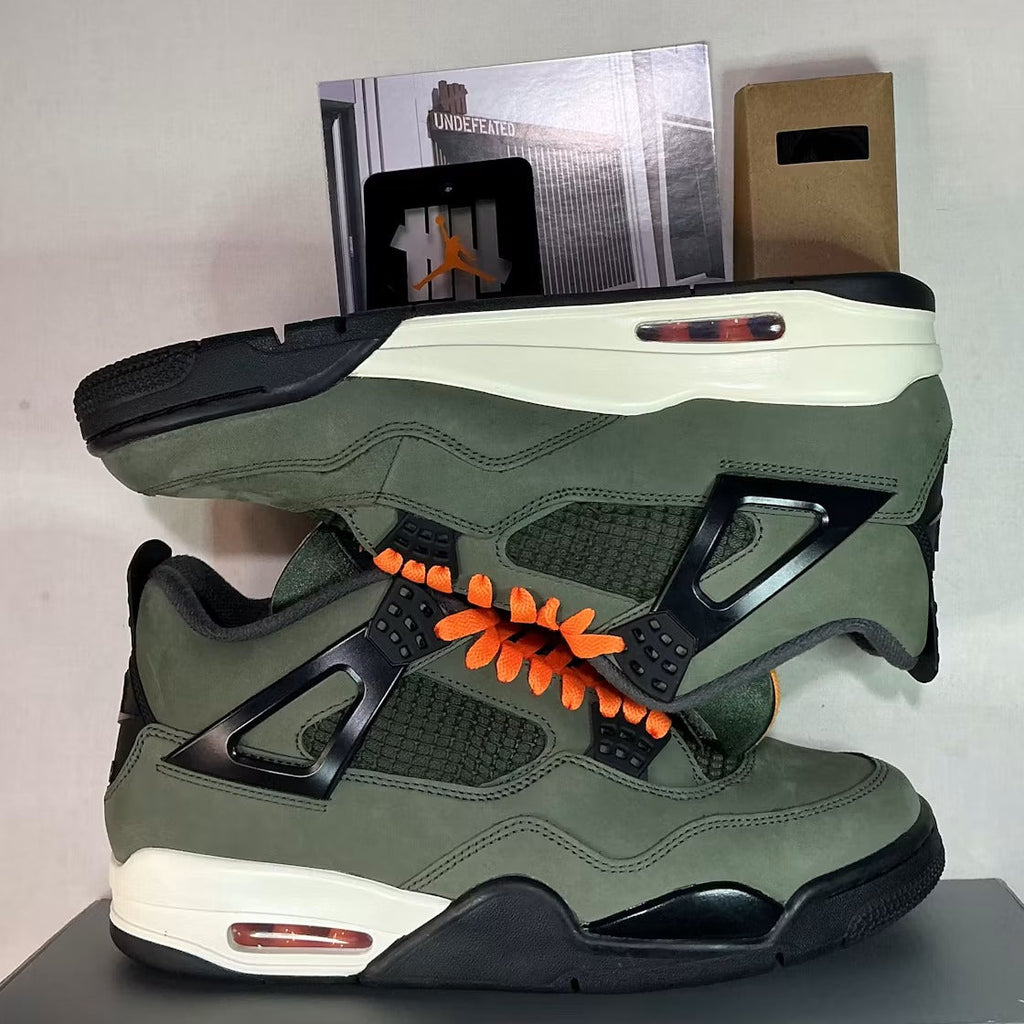 Air Jordan 4 Retro OG SP Undefeated (2025) product image 2, provided for visual reference and product detail review