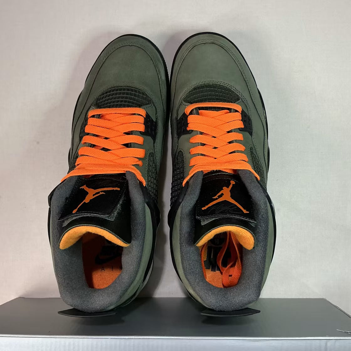 Air Jordan 4 Retro OG SP Undefeated (2025) product image 4, provided for visual reference and product detail review