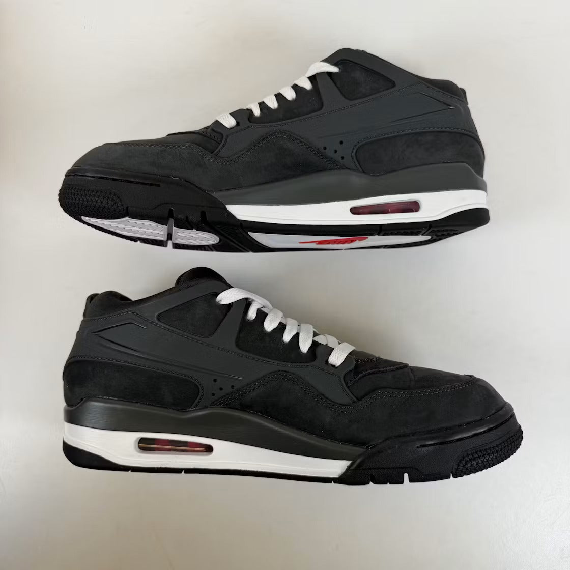 Air Jordan 4 RM SP Nigel Sylvester Driveway Grey product image 4, provided for visual reference and product detail review