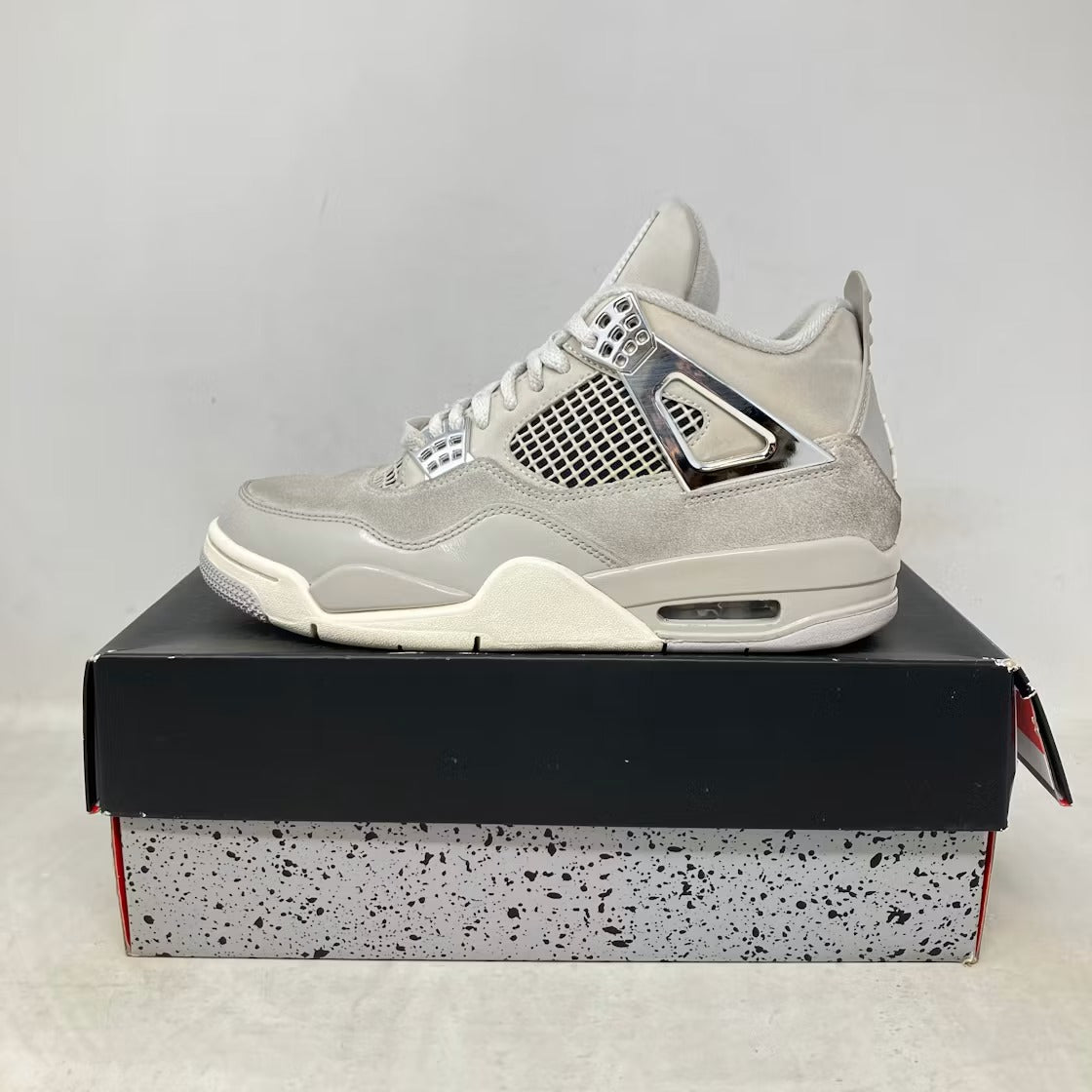 Air Jordan 4 Retro Frozen Moments (Women) product image 2, provided for visual reference and product detail review