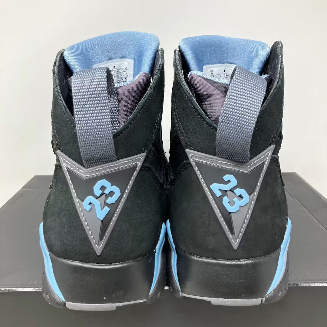 Air Jordan 7 Retro Chambray (2023) product image 5, provided for visual reference and product detail review