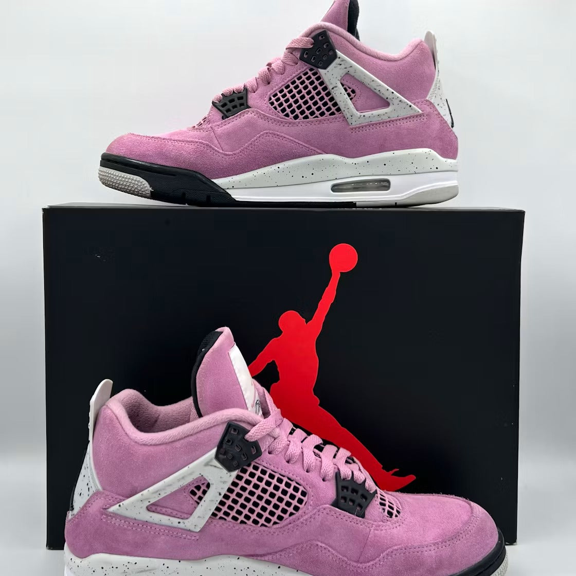 Air Jordan 4 Retro Orchid (Women) product image 3, provided for visual reference and product detail review