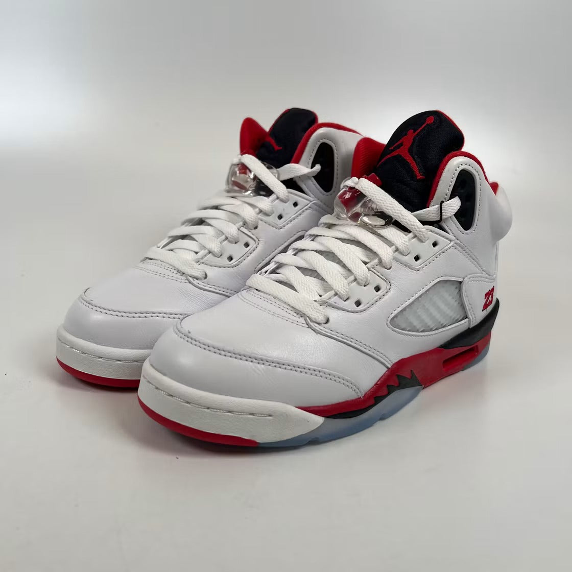 Air Jordan 5 Retro Fire Red Black Tongue (2025) (GS) product image 2, provided for visual reference and product detail review